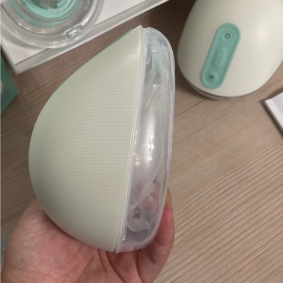 Willow Brest Pump Generation 3 Complete Set + Accessories - Picture 4 of 7